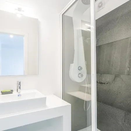 Flh Fantastic Ocean View With Balcony * Santa Cruz (Madeira)