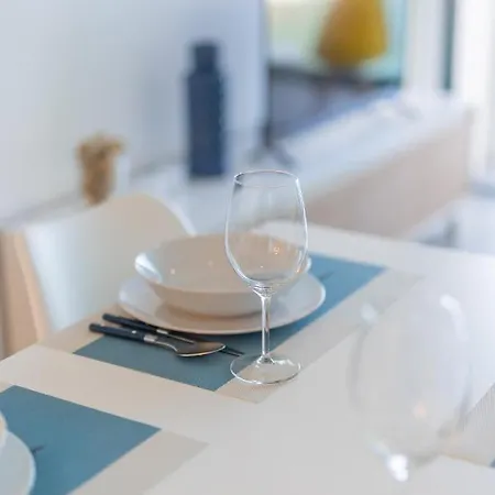 Flh Fantastic Ocean View With Balcony Lägenhet