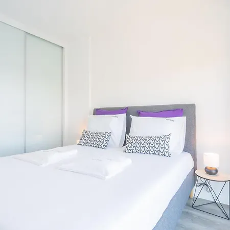 Flh Fantastic Ocean View With Balcony *