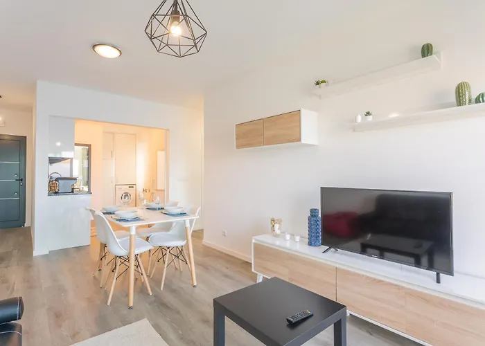 Flh Fantastic Ocean View With Balcony Apartment *