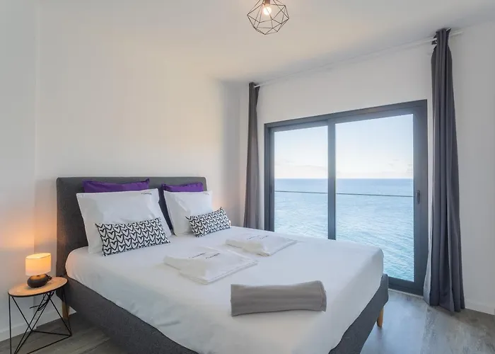 Flh Fantastic Ocean View With Balcony * Santa Cruz (Madeira)